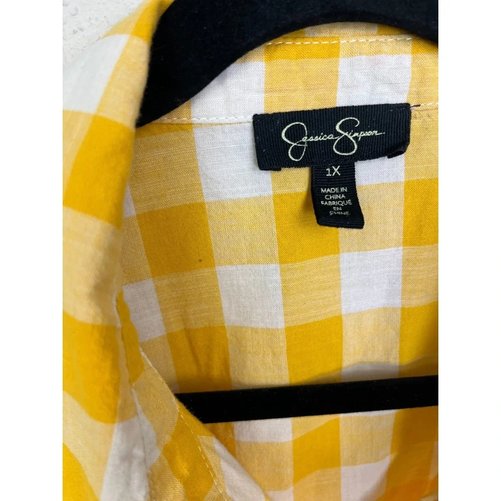 Jessica Simpson 1X Women's Yellow Checkered Short sleeve Buttoned‎ Up Top Ruffle